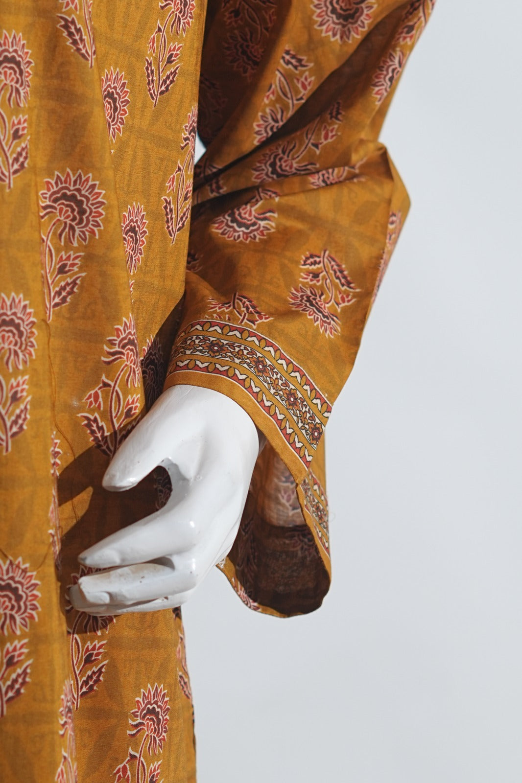Autumn Bloom - Rust Brown