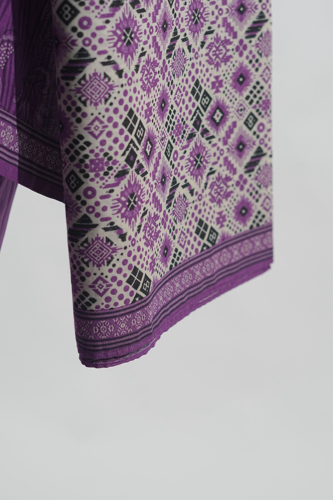 Plum Elegance - Royal Plum