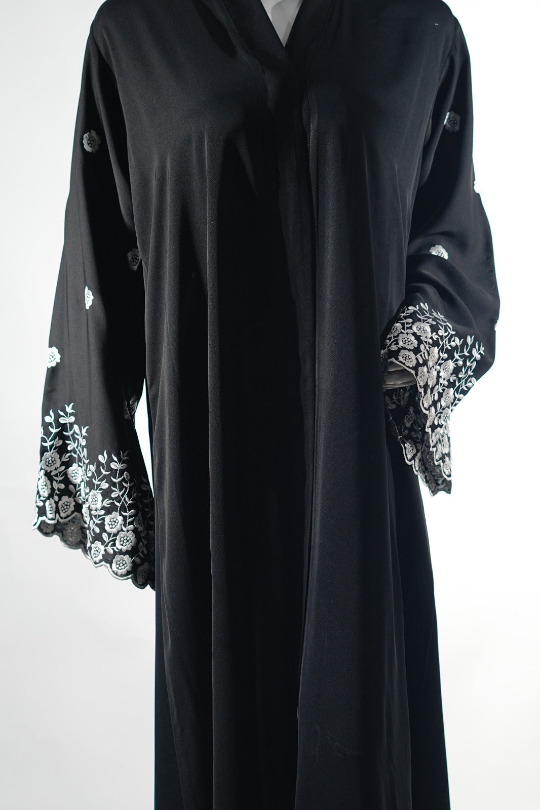 Niddah Fabric - Open Sleeves- WH EMB