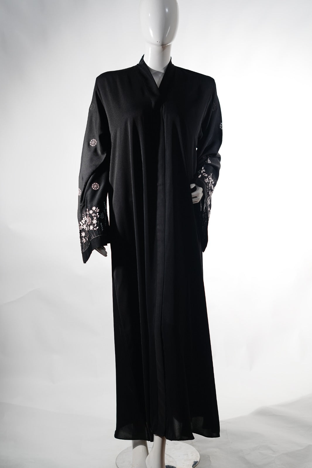 Niddah Fabric - WH Leaf - EBM Black
