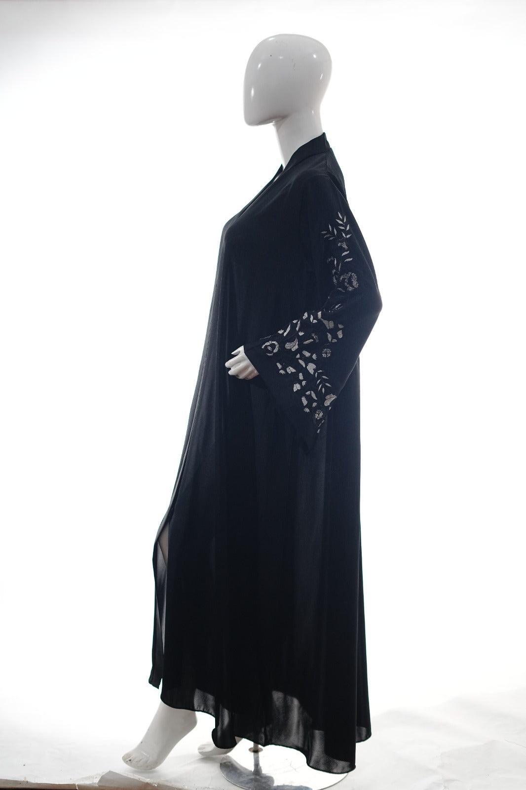Niddah Fabric - WH Leaf - EBM Black